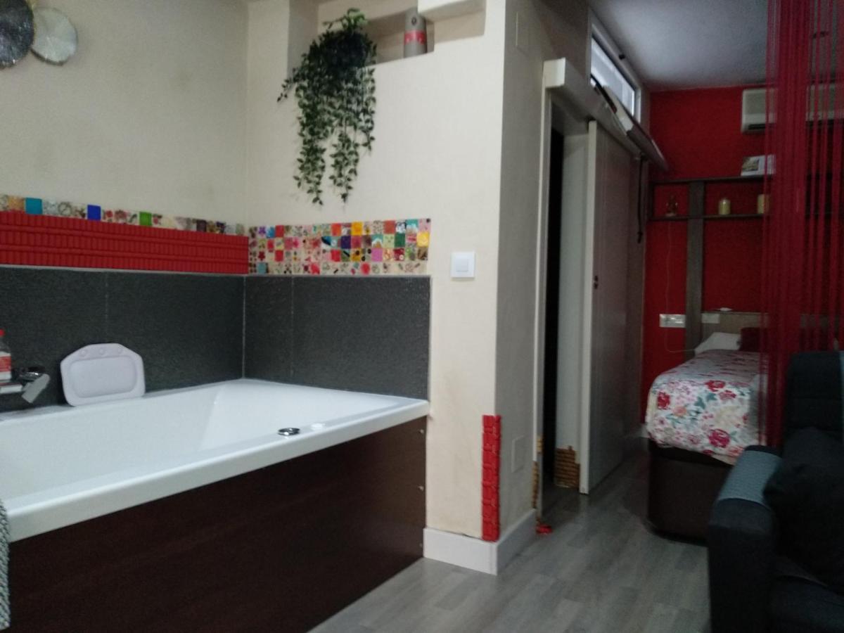Appartamento Loft jacuzzi rojo Casa ermita San Antonio Ubrique Esterno foto