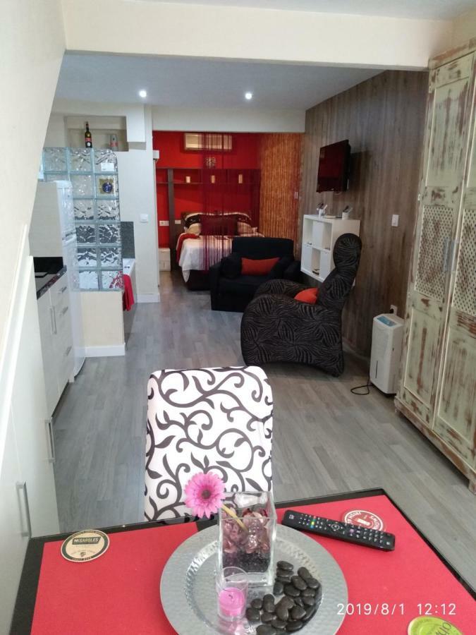 Appartamento Loft jacuzzi rojo Casa ermita San Antonio Ubrique Esterno foto
